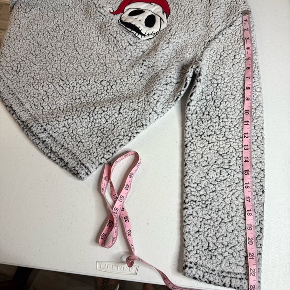 Disney The Burton’s Nightmare Before Christmas PJ Top Cozy Women’s Size M (8-10) - Picture 6 of 10